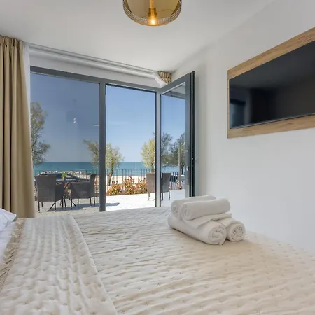 Sunrise Beachfront Ii