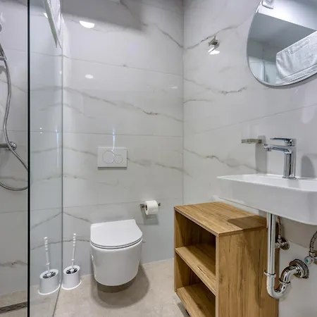 Sunrise Beachfront Ii Nocleg ze śniadaniem 3*