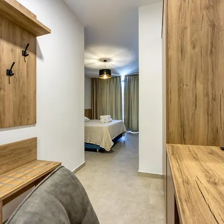 Bed and Breakfast Sunrise Beachfront Ii 3*