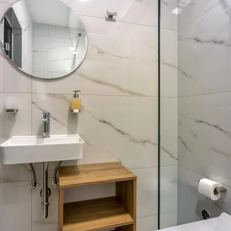 Sunrise Beachfront Ii 3* Πόρετς