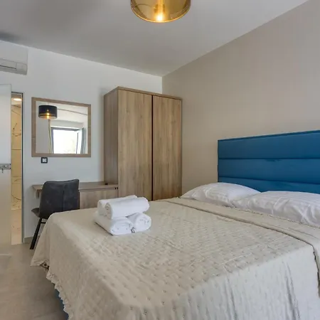 Sunrise Beachfront Ii Πόρετς