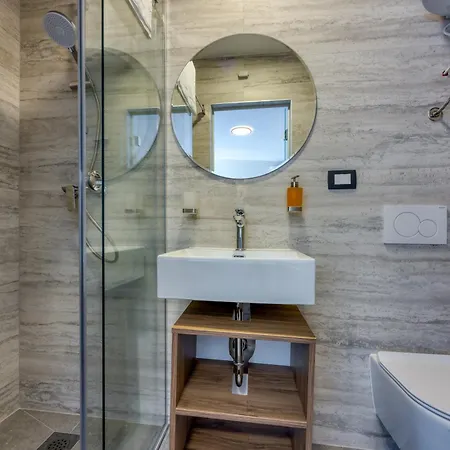 Nocleg ze śniadaniem Sunrise Beachfront Ii 3*